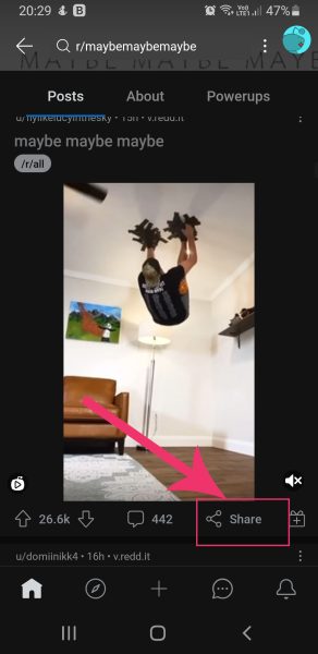 Share icon on a Reddit post app